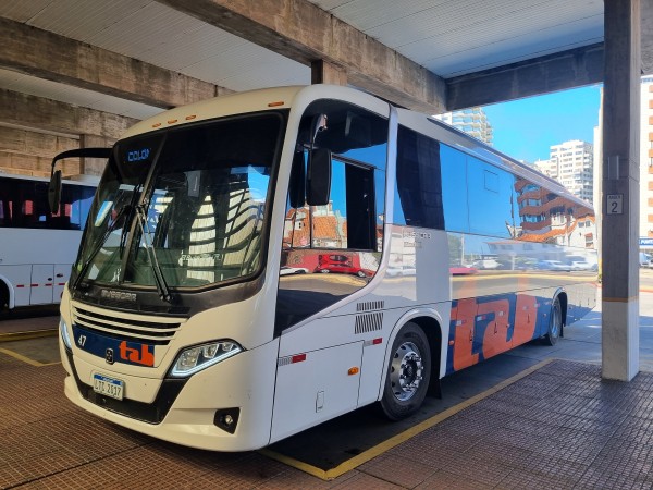 Comenzó a funcionar la línea de ómnibus que une Colonia del Sacramento con Punta del Este