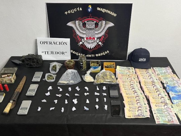 Detuvieron a cinco personas tras operativo en una boca de droga