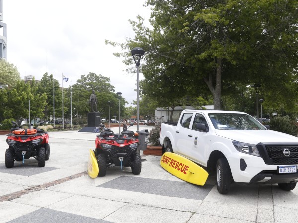 La Brigada de Guardavidas de Maldonado incorporó una camioneta 4x4 y varios elementos más para el rescate en el mar