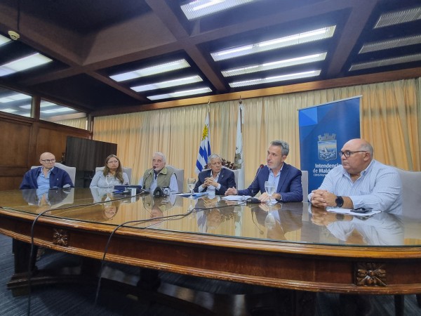 Intendencia enviará a la Junta Departamental para su aprobación obras de saneamiento con un costo de 65 millones de dólares