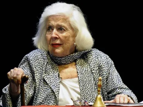 Edila recordó la huella de China Zorrilla en la Escuela N° 84, tras aprobarse que el centro lleve su nombre