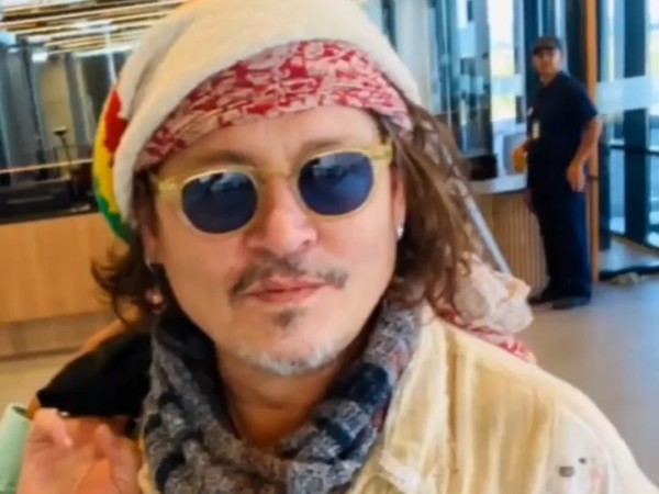 Johnny Depp aterrizó en Laguna del Sauce