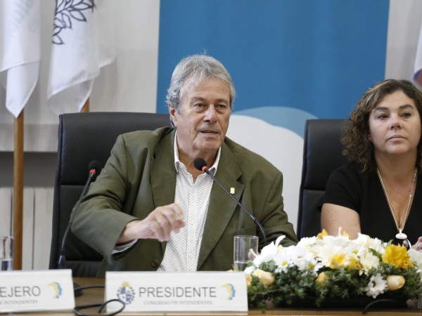 Antía culminó su presidencia en el Congreso de Intendentes y su lugar será ocupado por Vidalín