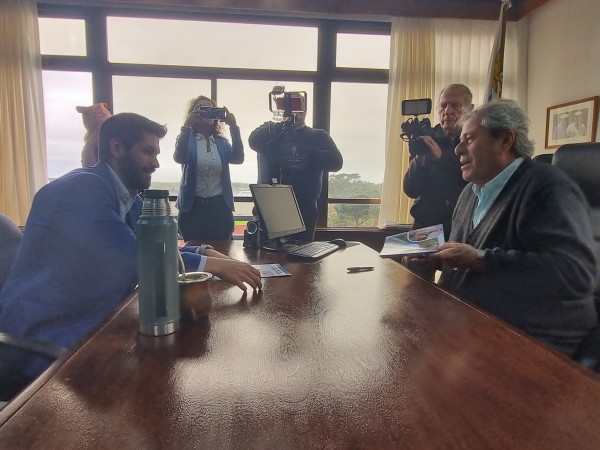 Ojeda y Antía acordaron la creación de una comisión departamental que trabaje por los plebiscitos