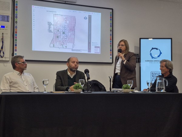 Presentaron anteproyecto de la reforma del Centro de Maldonado en la Cámara Empresarial