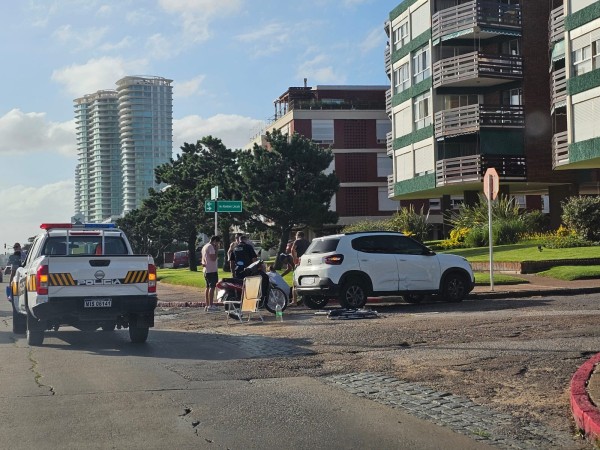 Una mujer resultó lesionada tras siniestro de tránsito