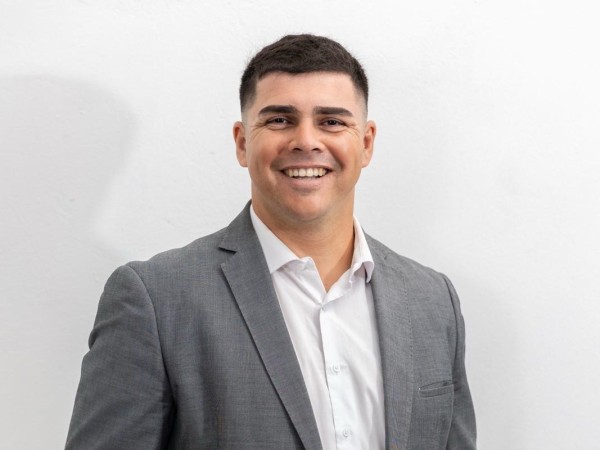 Jonathan Sanz será el candidato a la Intendencia de Maldonado por Cabildo Abierto