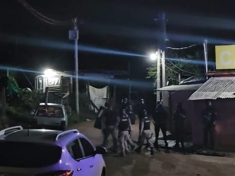 Cayó el tercer sujeto participe de un homicidio e incendios en el Barrio Kennedy; fue formalizado