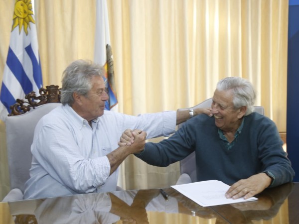 Luis Eduardo Pereira asume como intendente interino por licencia de Antía