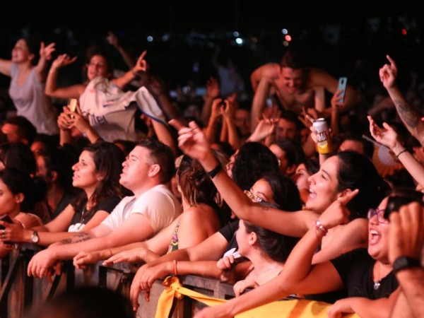 Buitres, la Triple Nelson y bandas locales actuarán esta noche en el clásico festival “Sólo Rock y Vos”