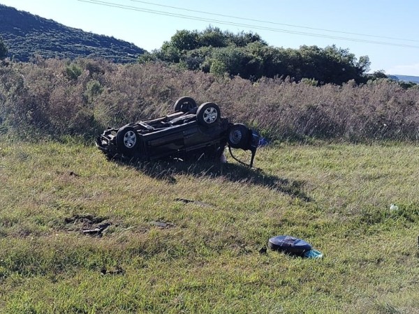 Choque frontal entre dos camionetas causó la muerte de un hombre en Lavalleja