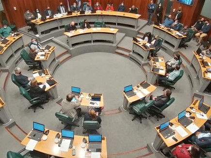 En la Junta Departamental quedó sin tratar la solicitud de Punta Shopping que pidió exoneración tributaria de 500 mil dólares